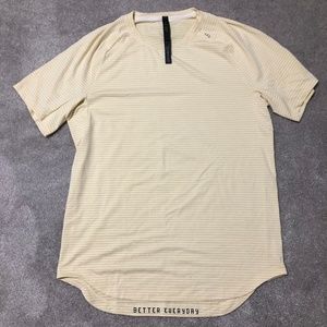 Lululemon Tshirt
